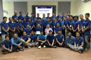 စက်ယာဉ်ယန္တရားကြီးများ မောင်းနှင်နေရသည့်ဝန်ထမ်းများအတွက် သင်တန်းများပြုလုပ်